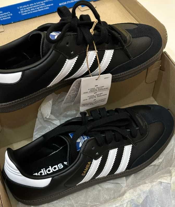 Czarne buty Adidasa 39