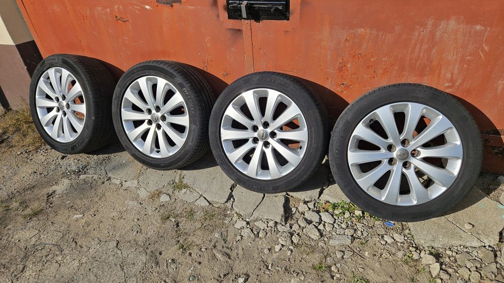 Alufelgi 5x105 koła opony lato letnie 215/50/17 opel astra j IV 4 2023