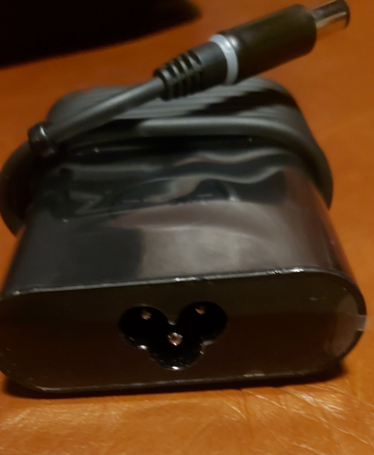 Carregador Dell 65W NSW26282