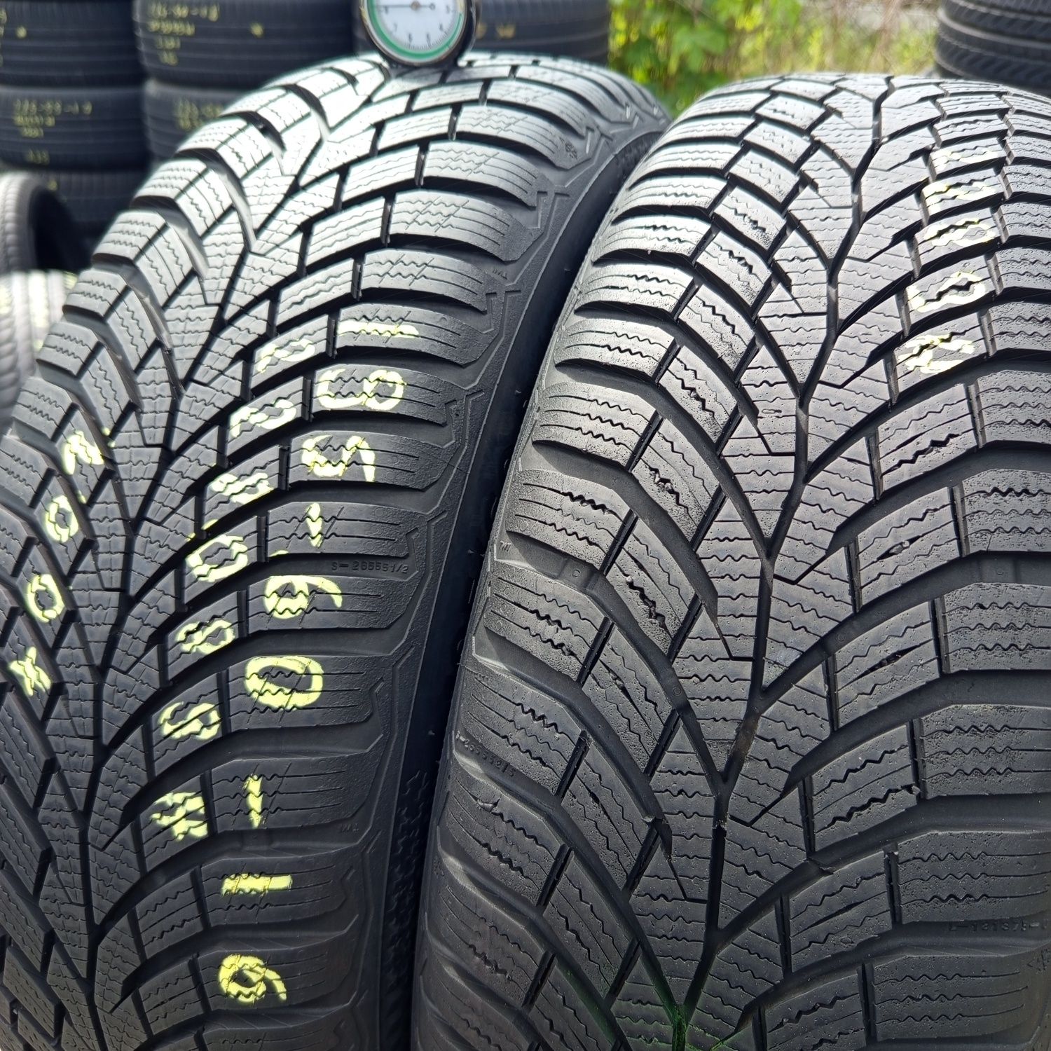 2 lub 4x 195/60r16 Continental TS870 z 2022r 8mm