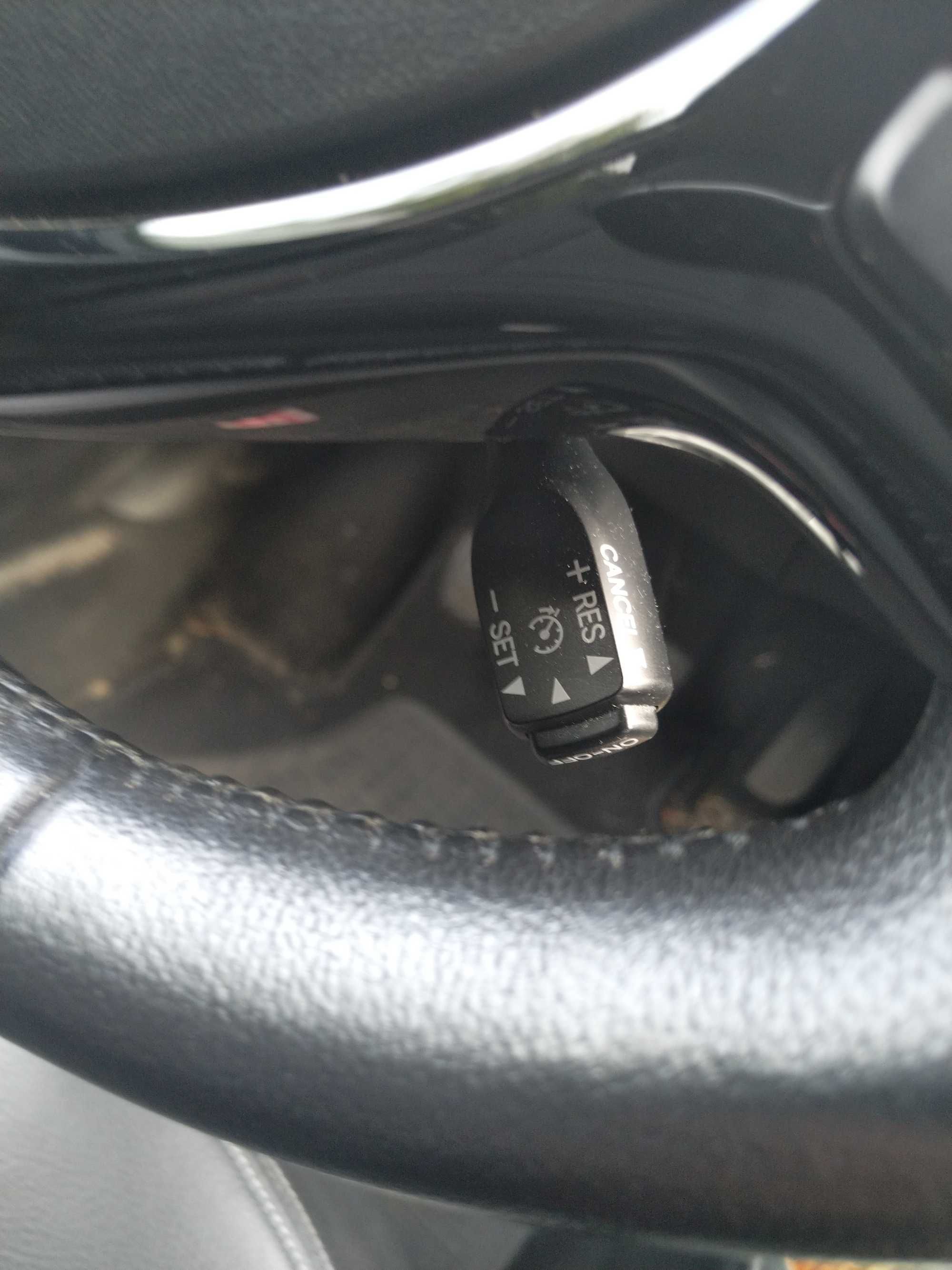 Toyota Aygo kamera, skóry, tempomat podgrzewane fotele