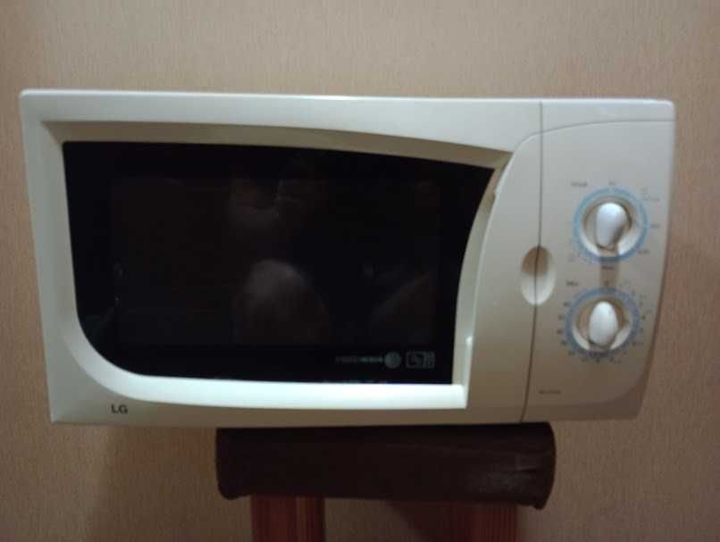 Микроволновка LG