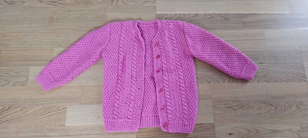Sweterek dla dziewczynki, rozm. 98, stan bdb