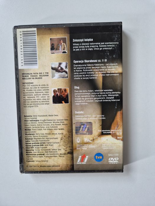 Detektyw Zniszczyć księdza, Operacja Skarabeusz, Dług DVD