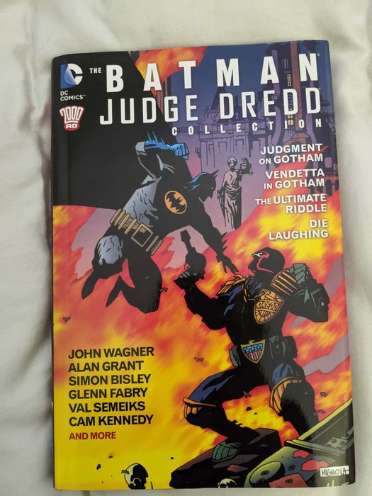 Batman & Judge Dredd Collection - HC - OOP