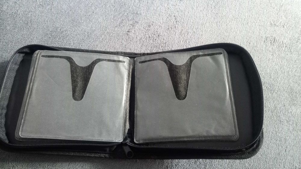Etui pokrowiec futerał płyty CD 24 szt -   2 szt