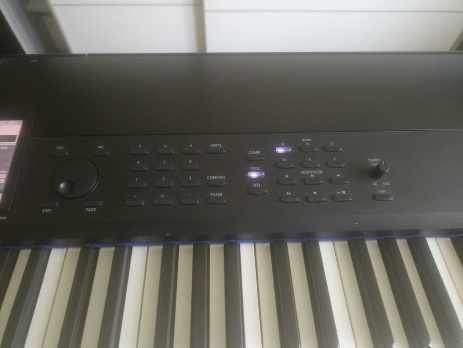 Korg Krome 88, pianino cyfrowe, syntezator