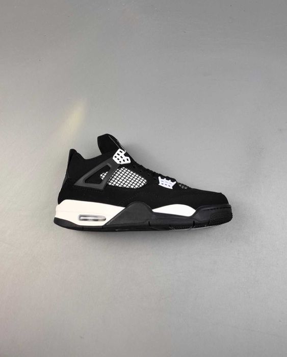 Buty meskie Mokasyny Jordan_Air_Jordan_4_Retro_"White_Thunder" R.45
