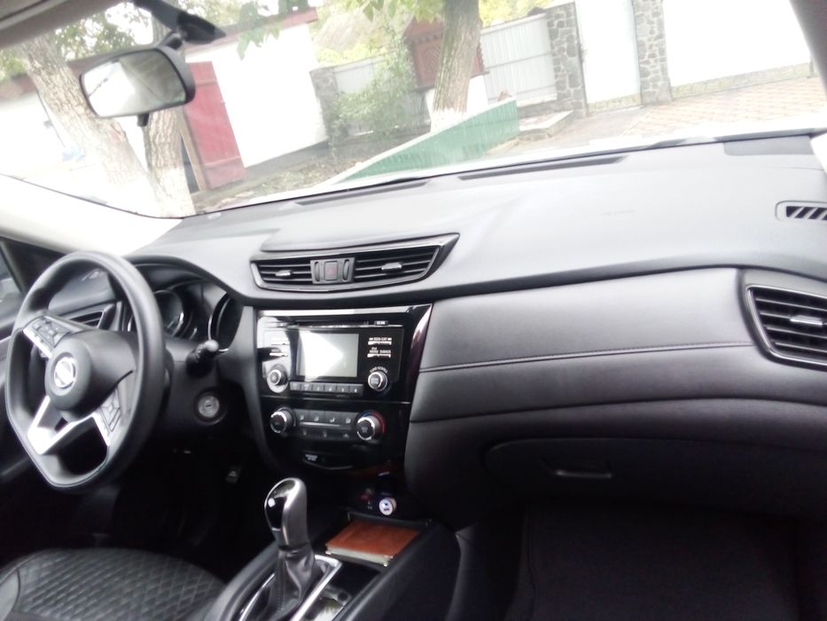 Продам Nissan rogue