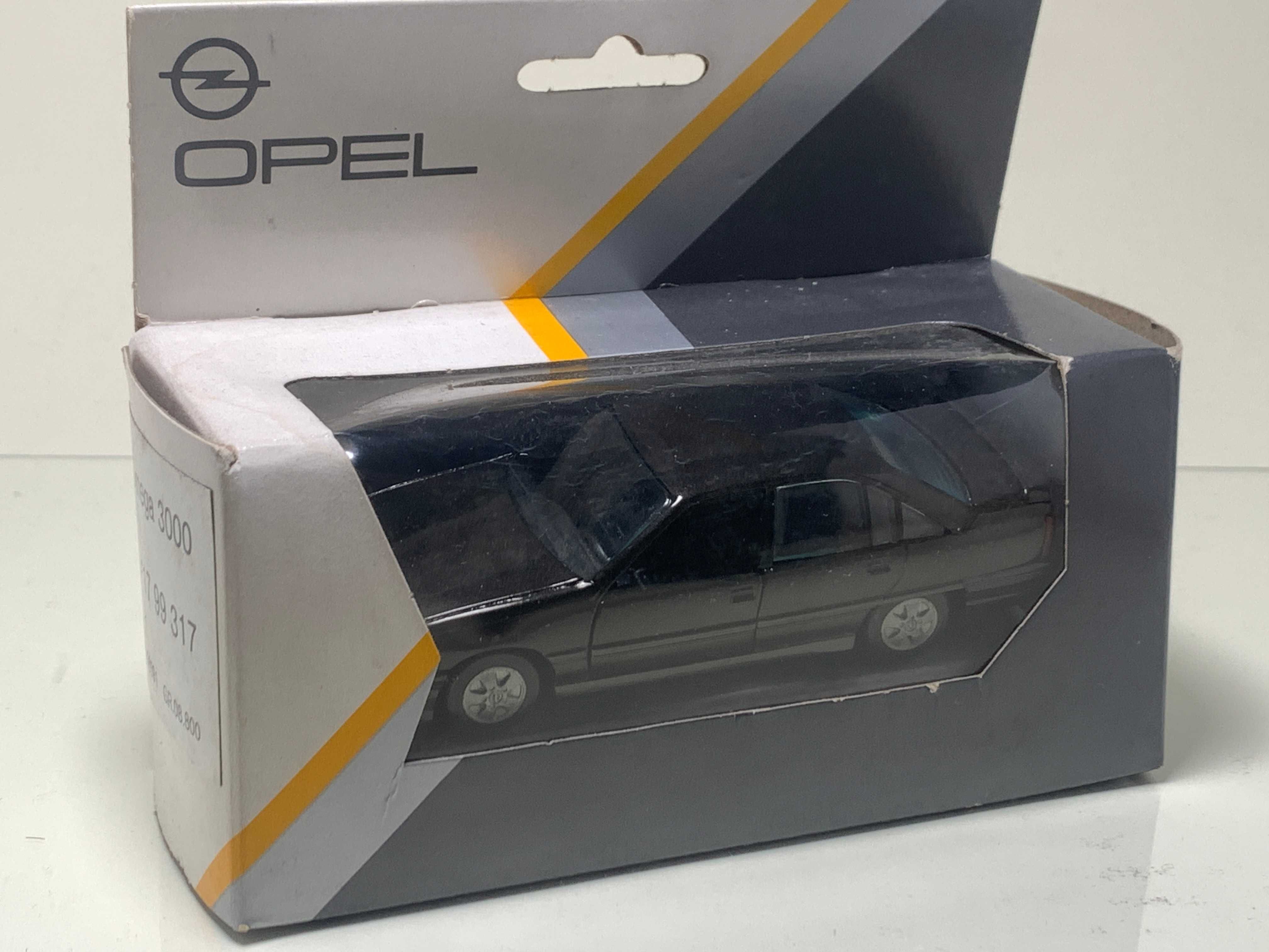Opel Omega Model 1:43 Gama