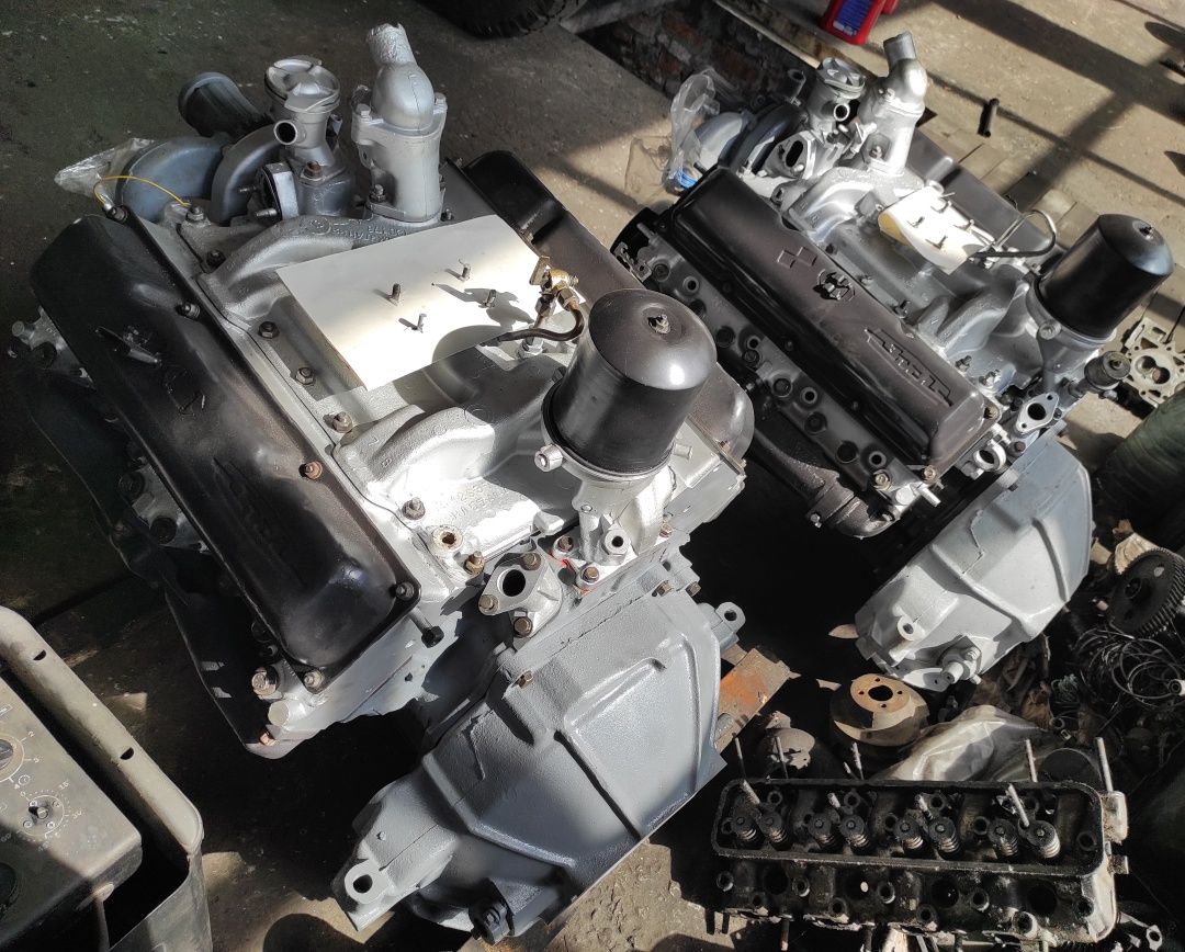 Мотор двигатель ДВС Зіл 130 131 після ремонту колінвал Р2 по колу