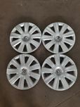 (5) Kołpaki 16" - Volkswagen