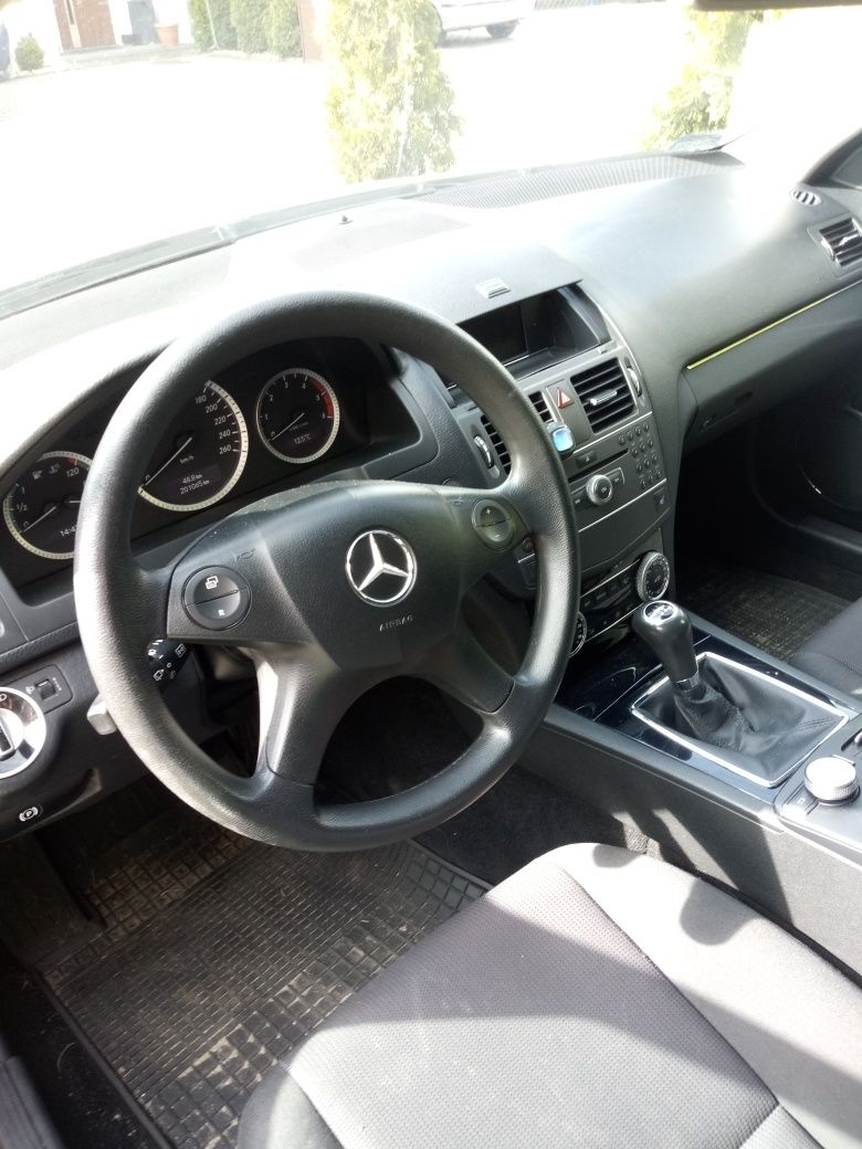 Mercedes-Benz W204 C 220CDI 170KM ( Zamiana )