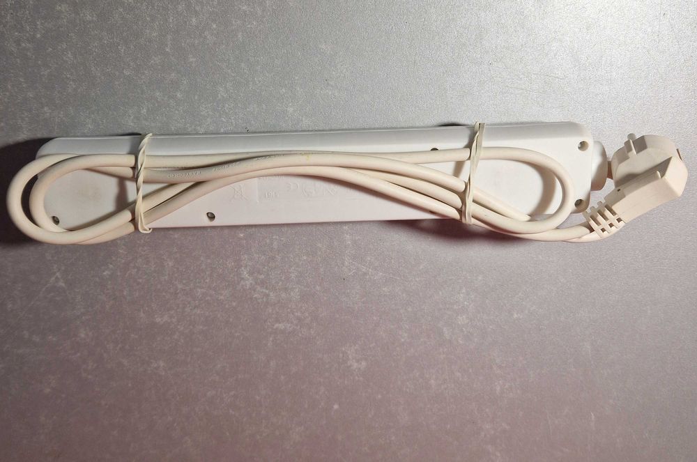 Przedłużacz  BOTEC Z Włącznikiem