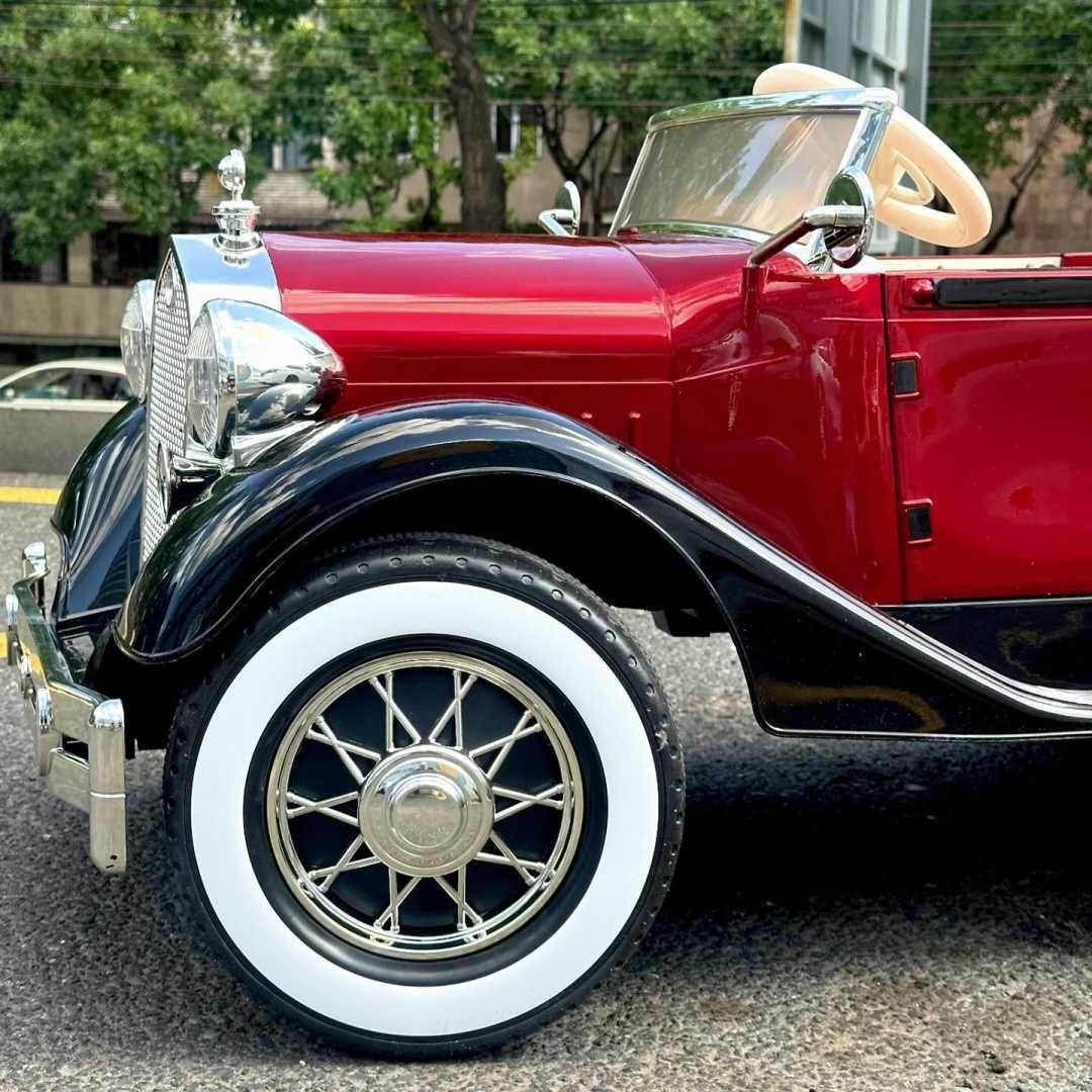 Auto RETRO ROLLS 4x4 czerwony lakierowany + PILOT BAGAŻNIK SKÓRA