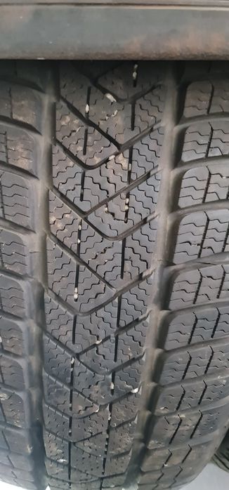 Pirelli sottozero 3 215/55r17 7-8mm 2020r