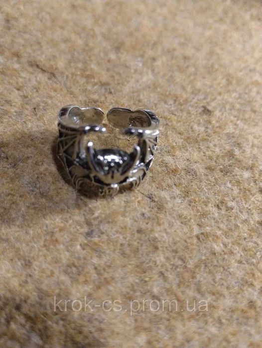 Кільце печать "Череп.Летюча миша;" захист воїна,оберіг, талісмант