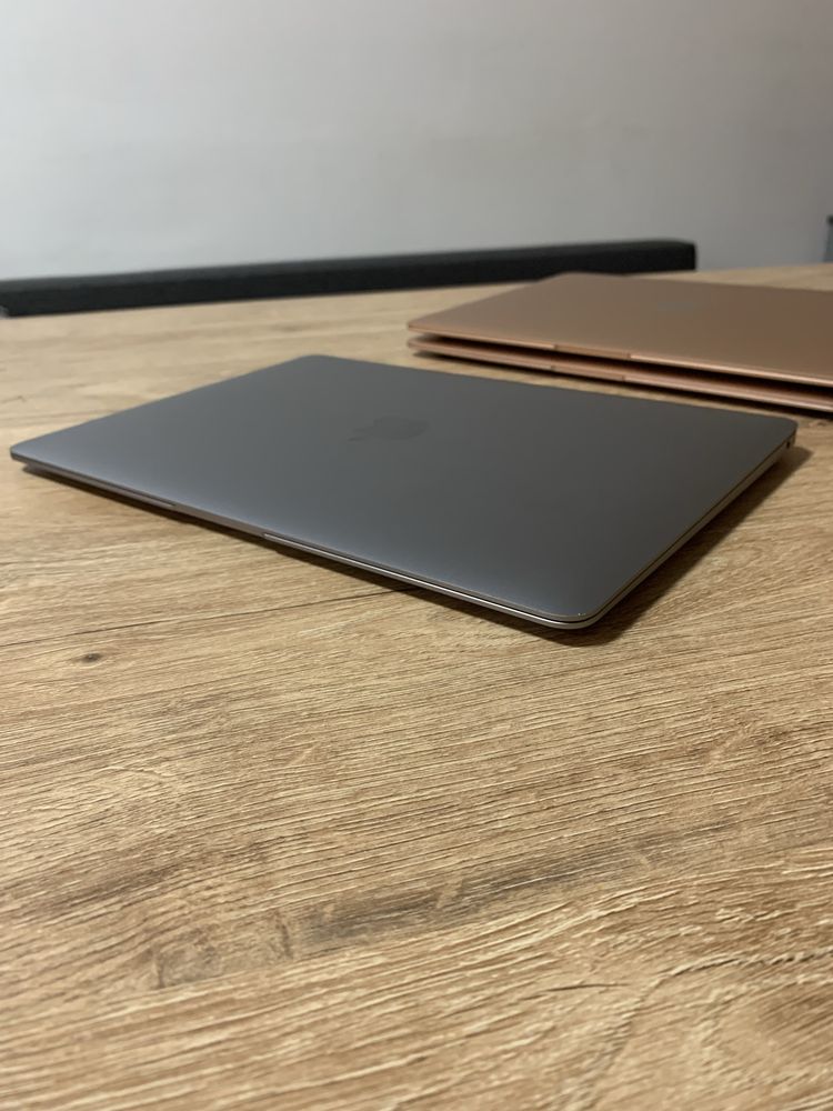 MacBook Air 13 M1 8/256Gb Space Gray 2020 б/у ноутбук