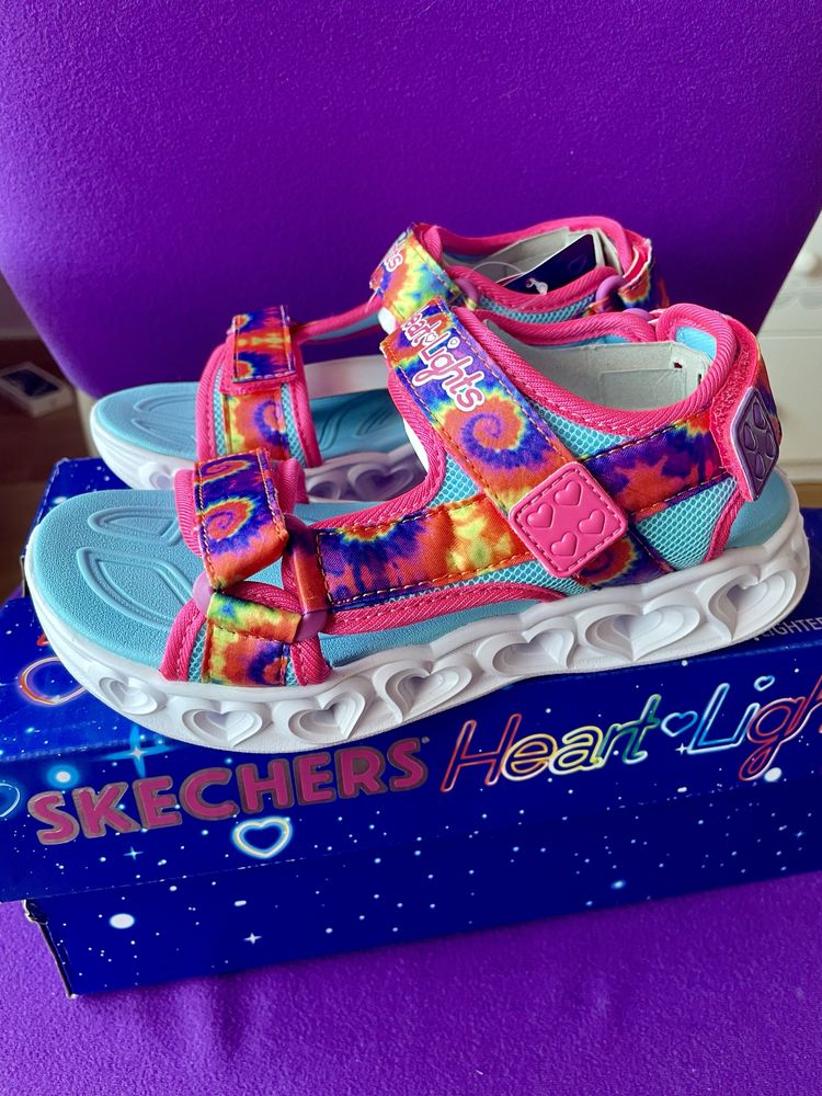 Нові светящиеся босоножки сандалі Skechers 25-26р