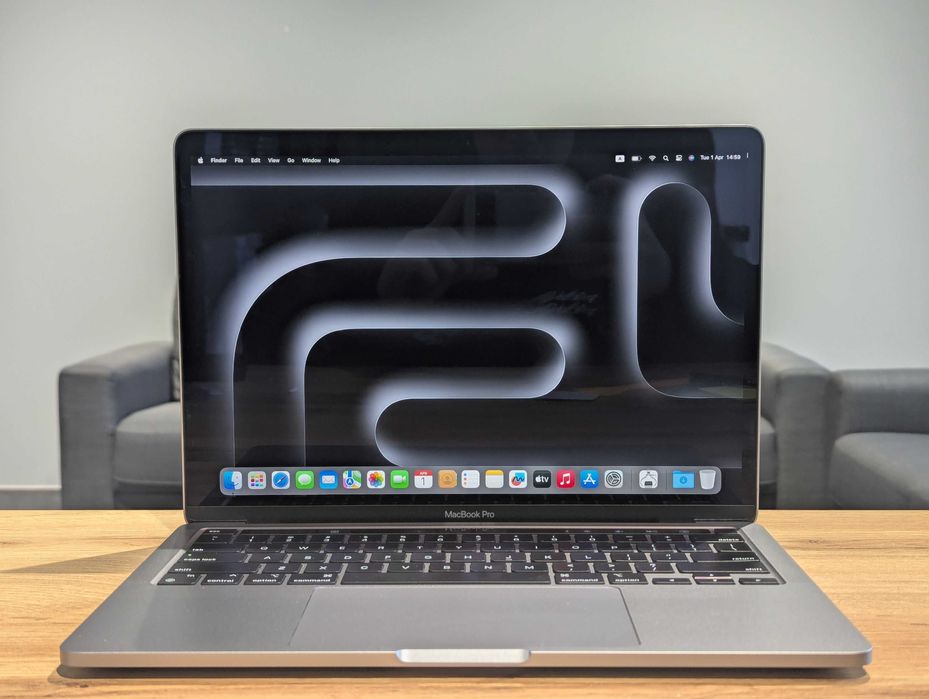 Macbook pro 13 2020 m1 16/1tb Гарантія від Магазину!!!