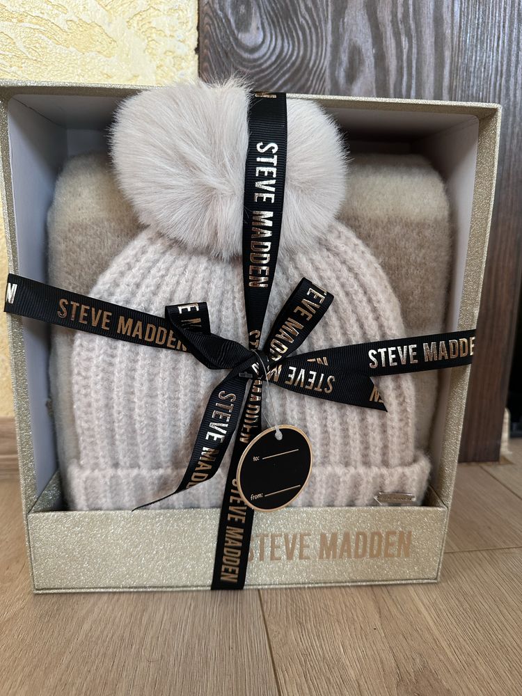 Подарунковий набір Steve Madden шапка і шарф