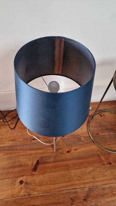 Candeeiros Tripé | Cúpula Azul | Design Moderno | Porto