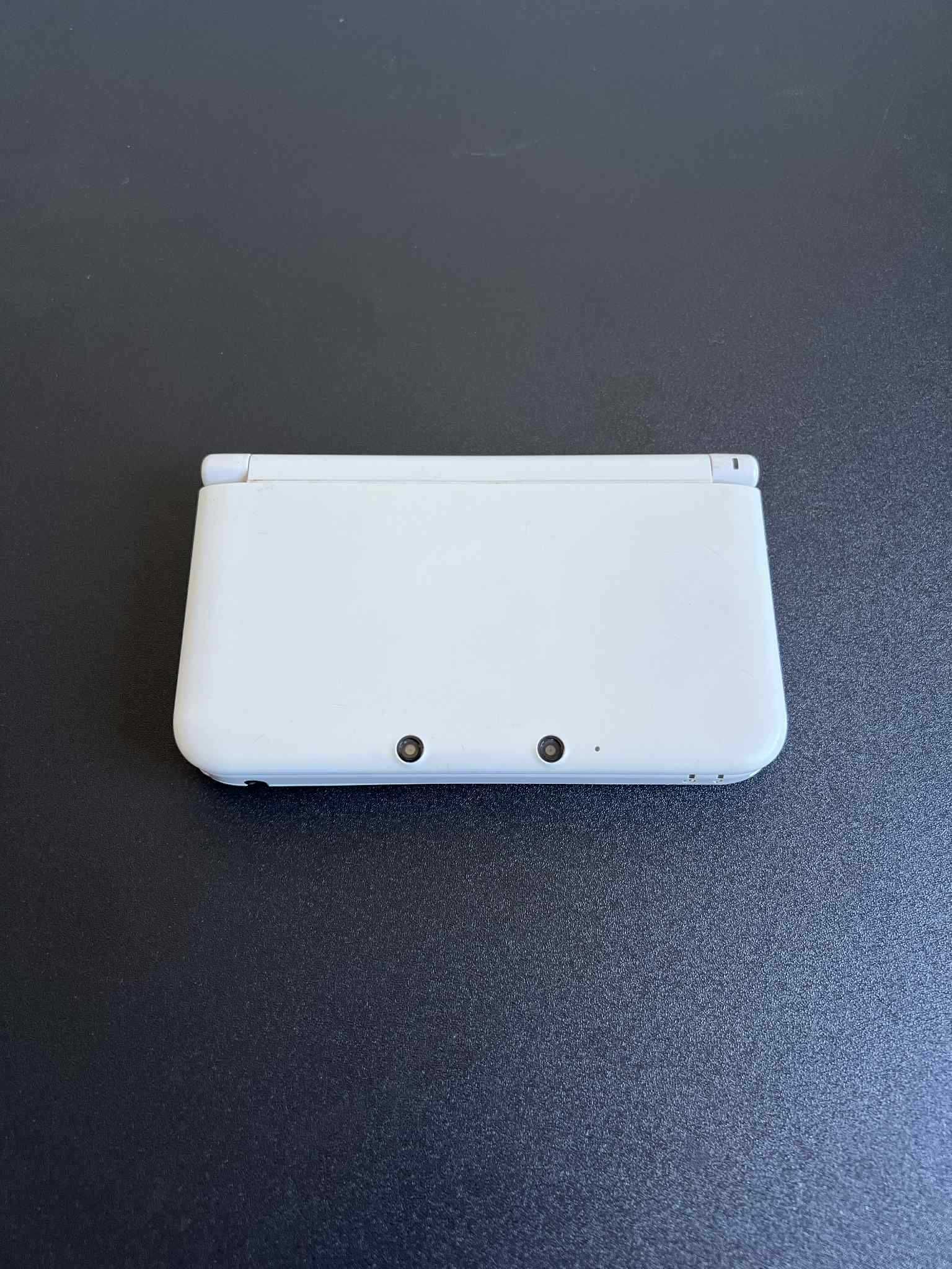 Nintendo 3DS XL Branca com 100+ Jogos