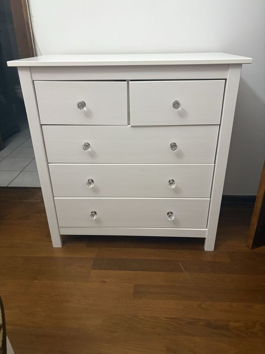 Cómoda Branca com 5 Gavetas