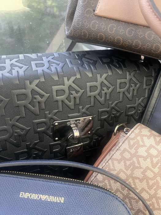 Фірмові сумки в гарному стані. Ціни в описі