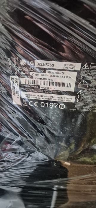 LG 32LN575S como nova