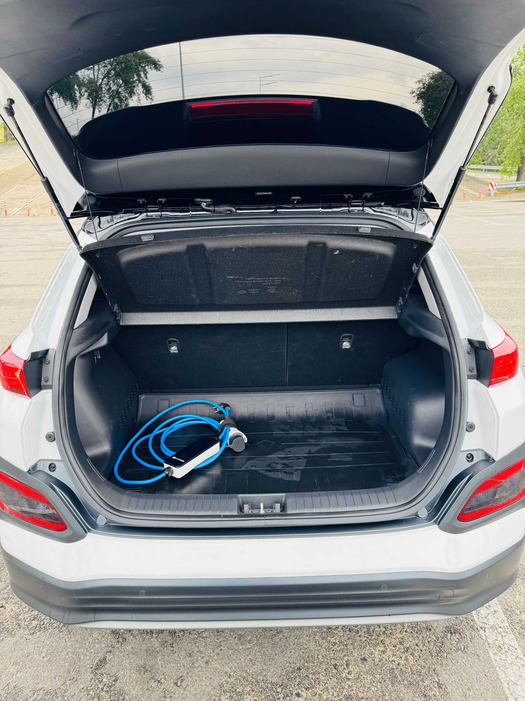 Hyundai Encino EV (Kona) 2021, батарея 64,2 кВт