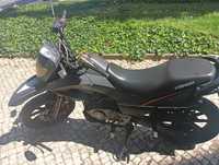 Moto Keeway para sair logo