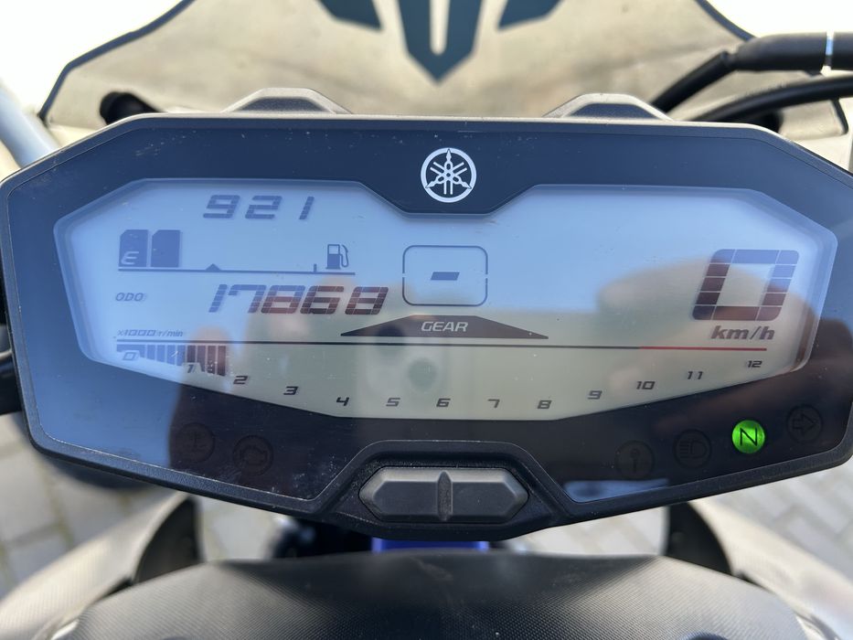 Yamaha mt 07.