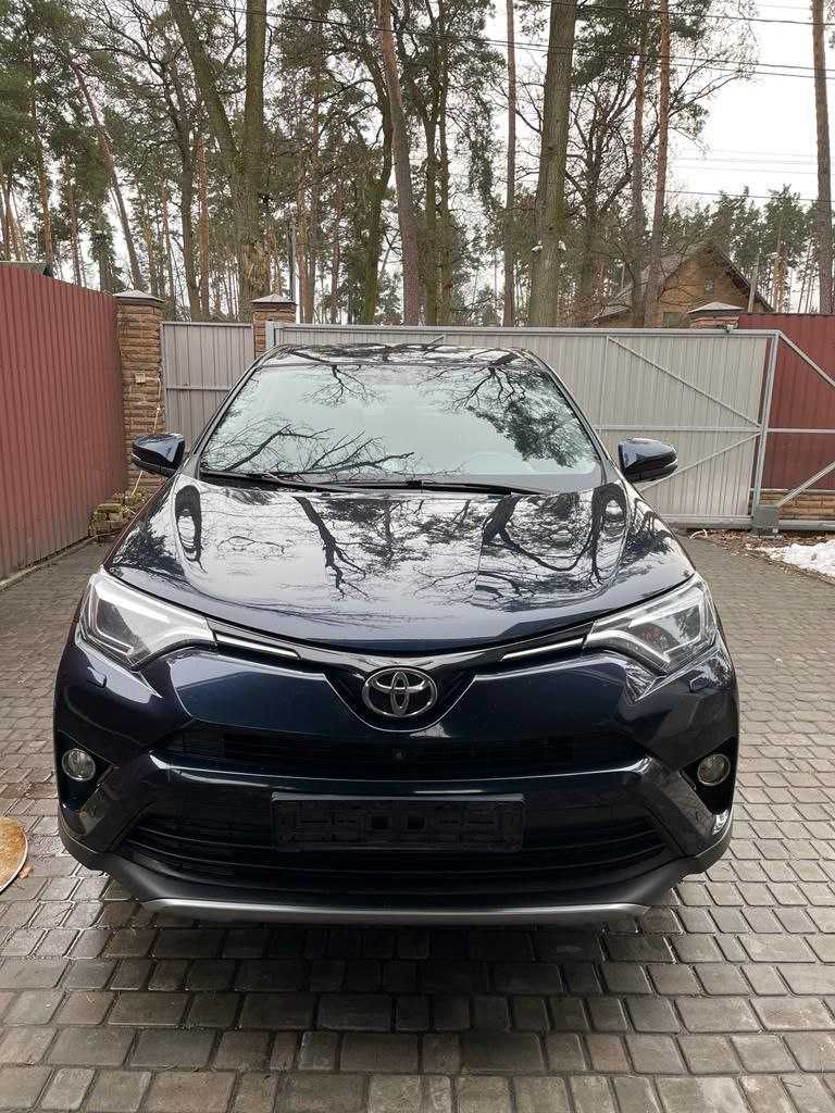 Продам Toyota Rav 4