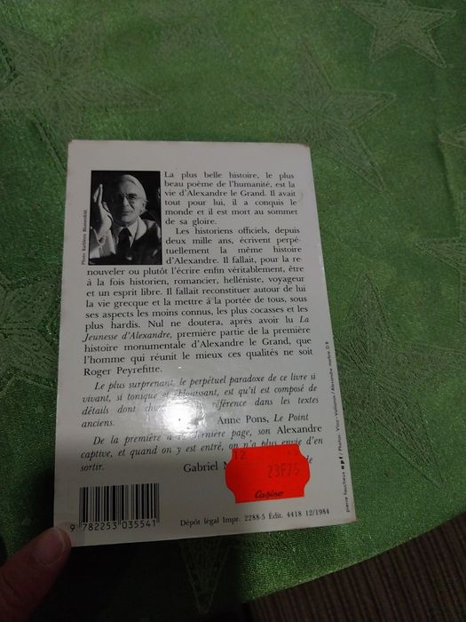 La jeunesse d'Alexandre. Portes incluídos