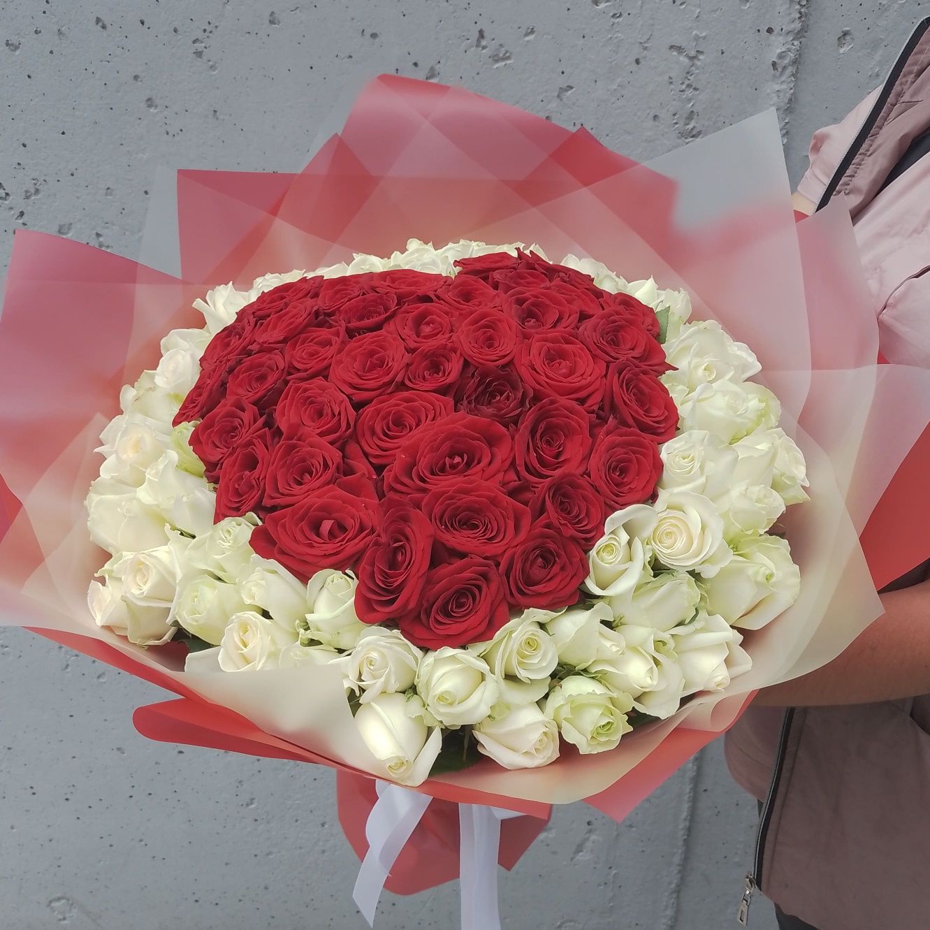 Букет 101 троянда (70см.) • Доставка квітів Київ, Юрьївка та Київ •