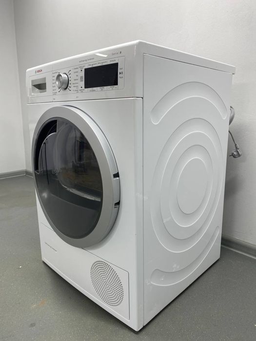 Сушильна машина Bosch Serie 8 WTW85560PL/01