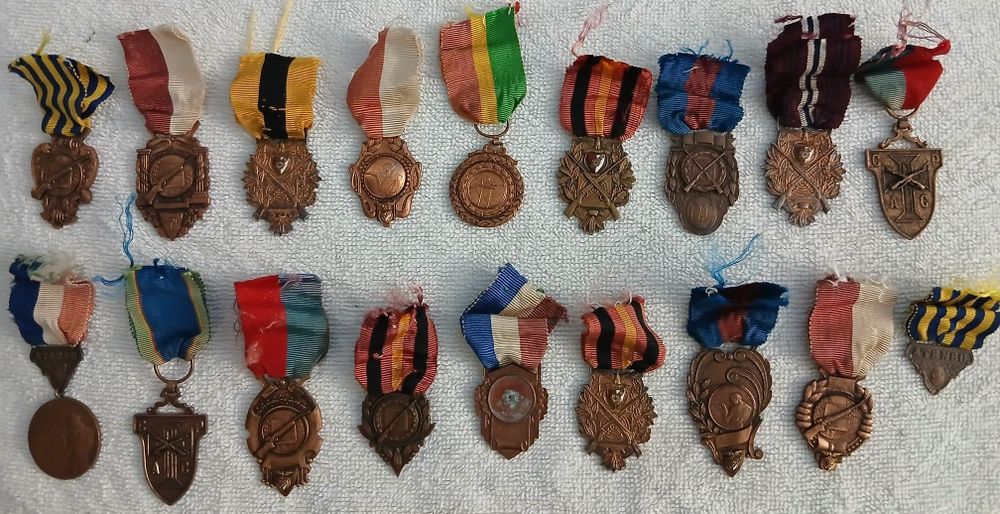 Lote de Medalhas Antigas Desportivas