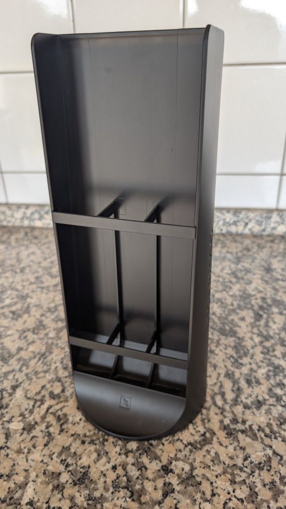 Depósito de Cápsulas Usadas e Suporte para Caixas Novas