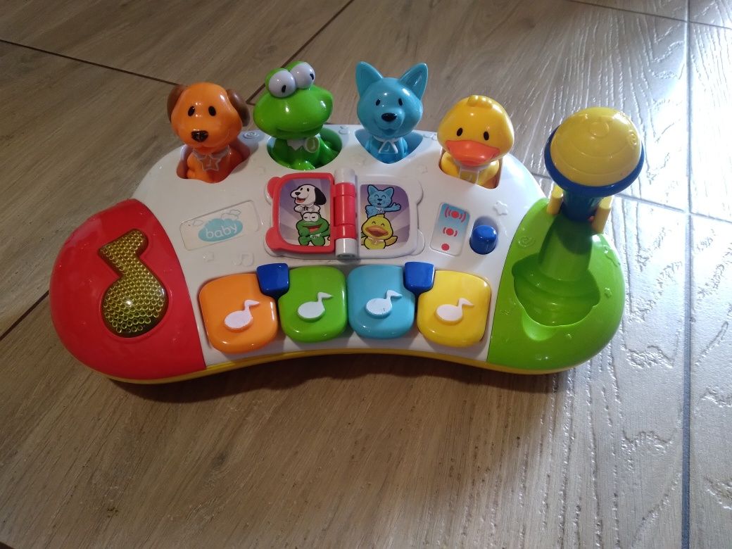 Pianinko grające ze zwierzątkami i mikrofonem