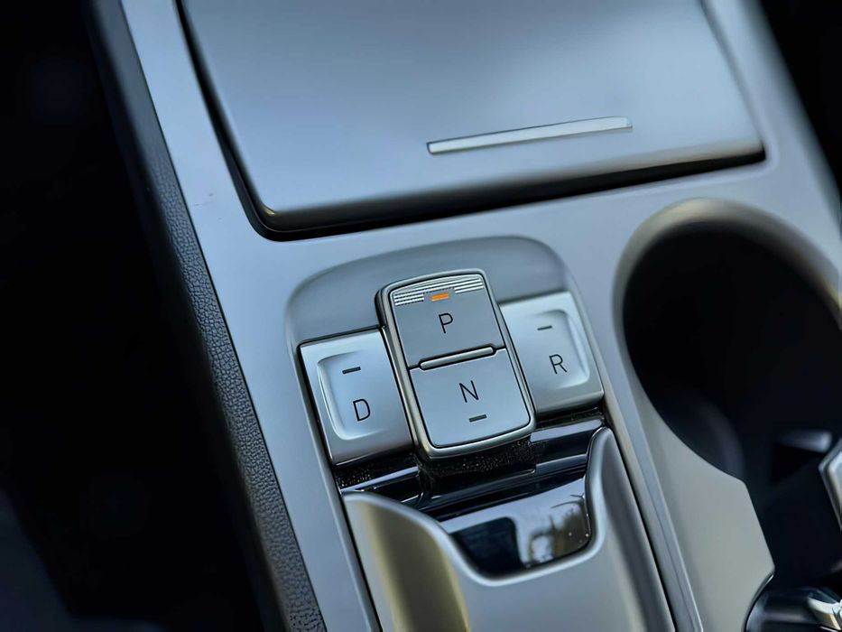 Hyundai Kona      2022