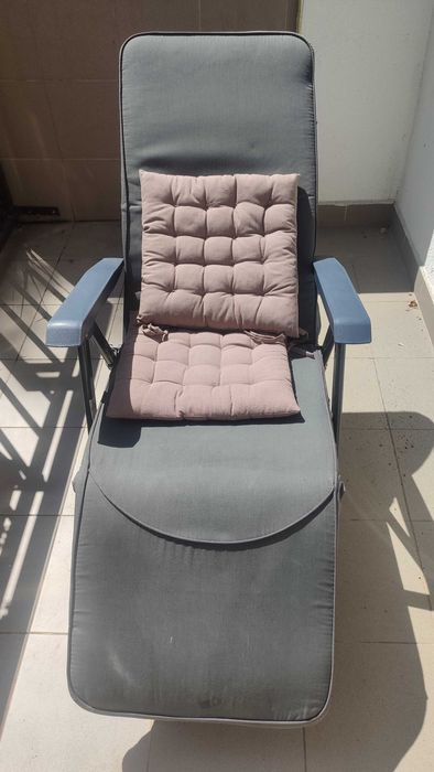 Fotel ogrodowy rozkładany z podnóżkiem