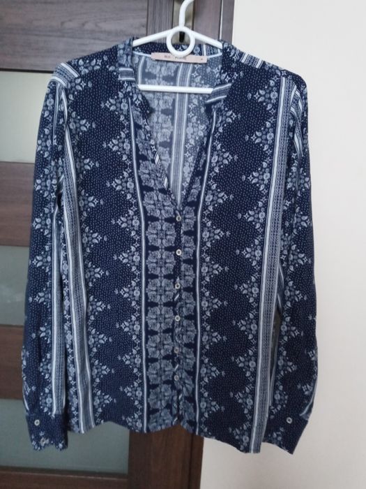 Granatowa koszula