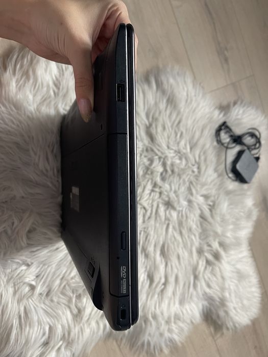 Laptop Asus 15,6” 1.60GHz 2.30GHz 4GB sonic master