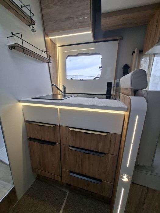 Autocaravana Bavaria T726FC - Cx Auto 9 vel. - 4 lugares