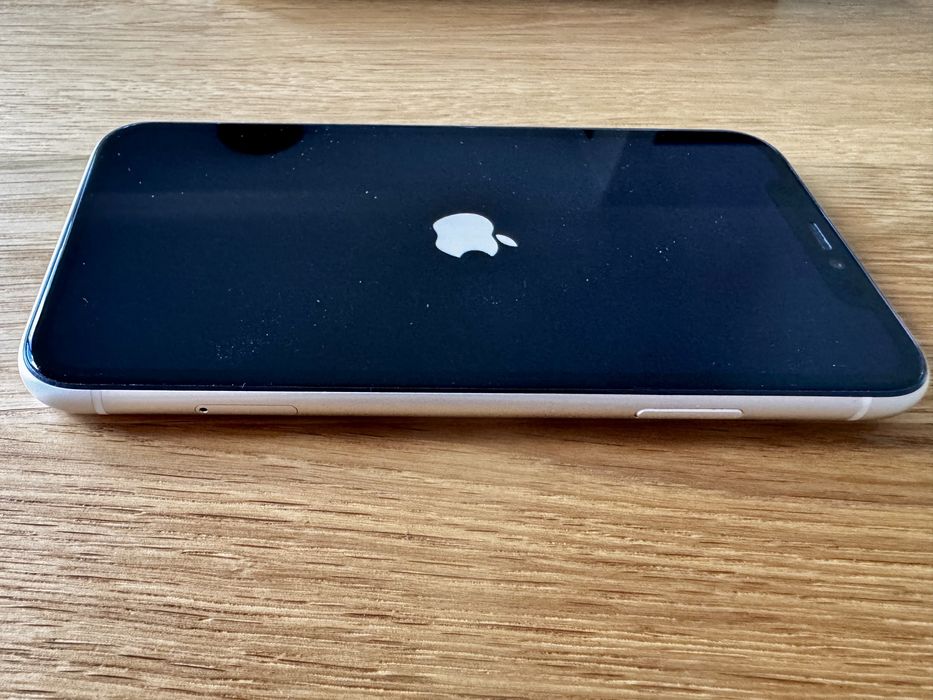 Iphone 11 64GB Bialy