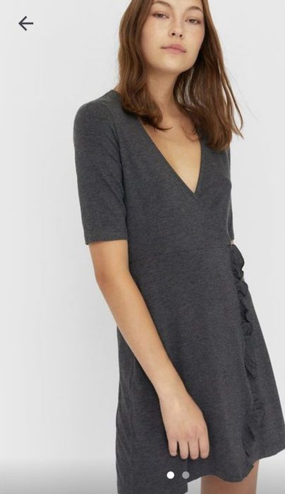 сукня з віскози від бренду Stradivarius,розмір S.