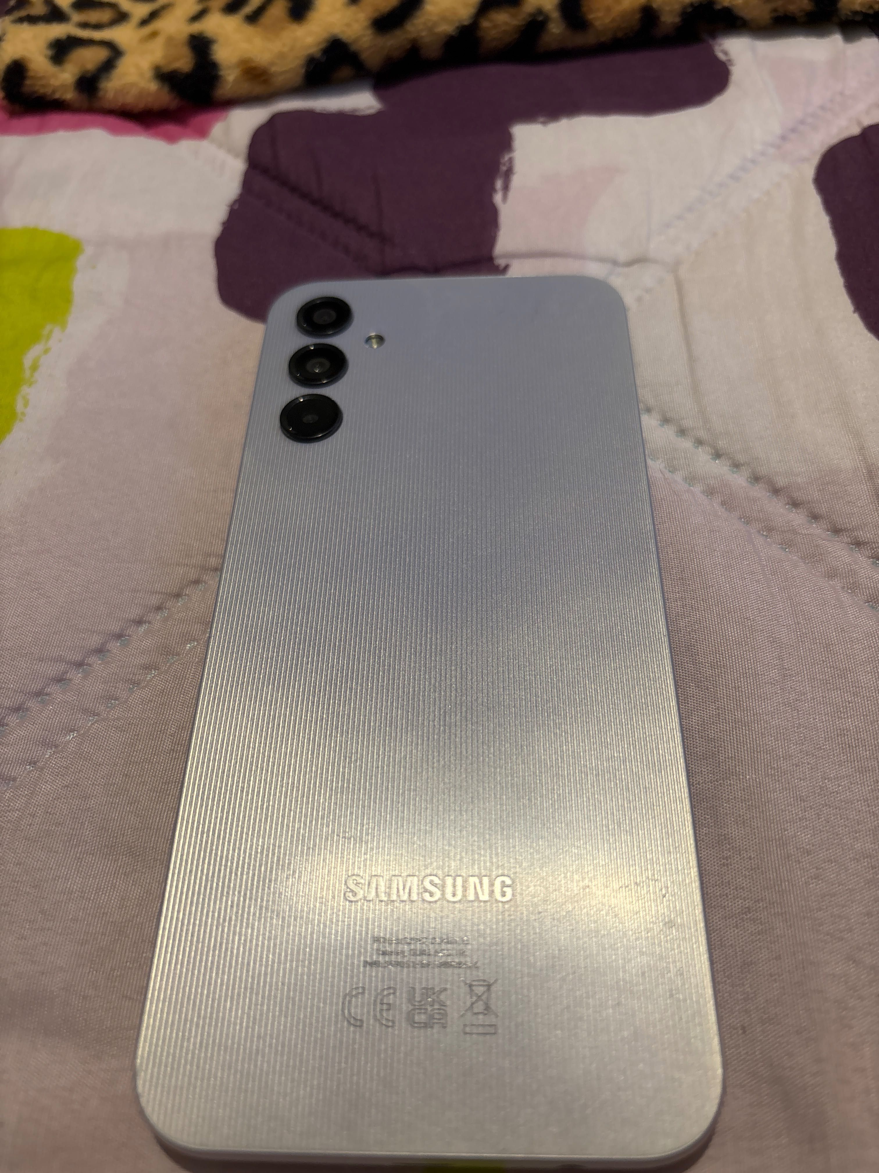 Samsung galaxy A14- cor lavanda (lilás)