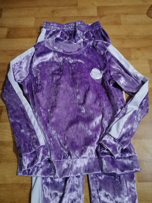 Спортивный костюм  новый