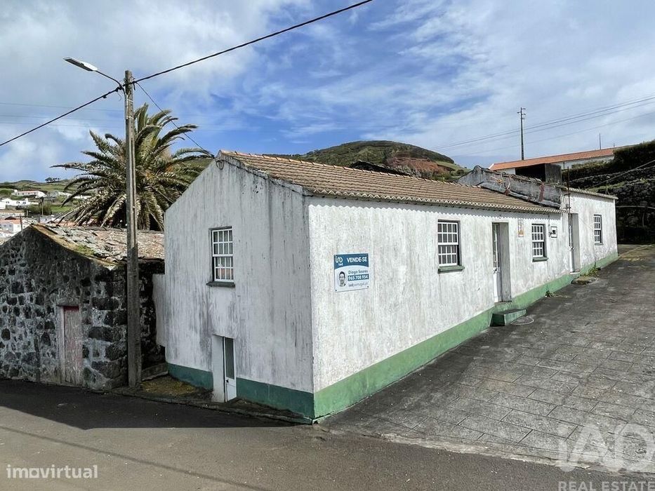 Casa / Villa T2 em Velas (São Jorge) de 190,00 m2